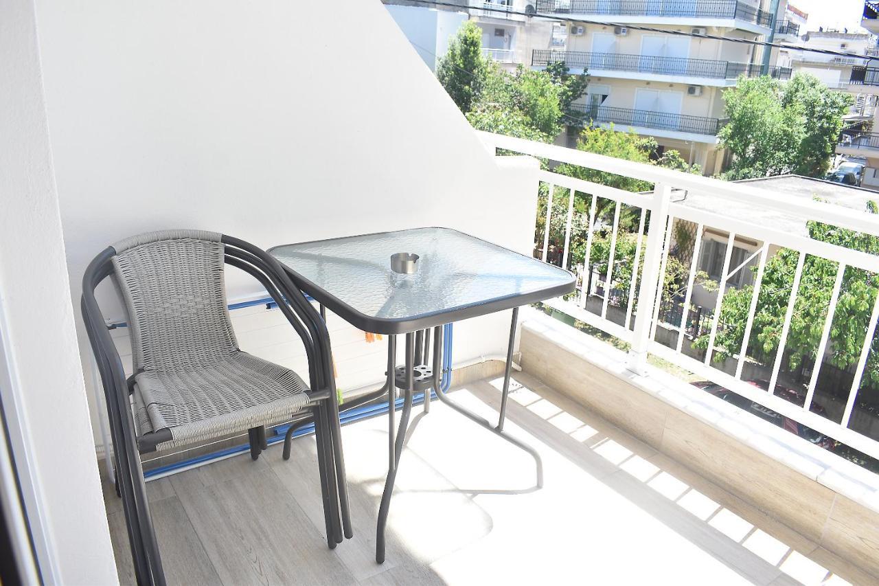 Paralía Giorgos-Fenia Apartments מראה חיצוני תמונה