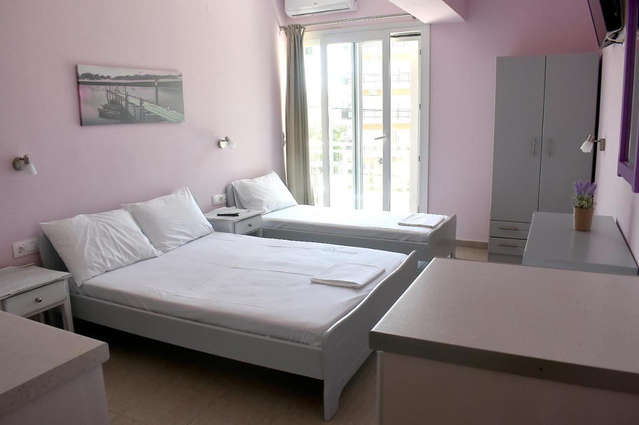 Paralía Giorgos-Fenia Apartments מראה חיצוני תמונה