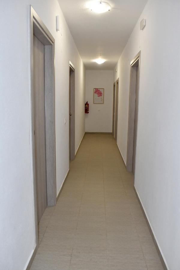 Paralía Giorgos-Fenia Apartments מראה חיצוני תמונה